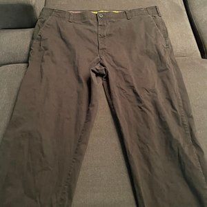 MEN'S EXTREME MOTION KHAKI PANT IN BLACK